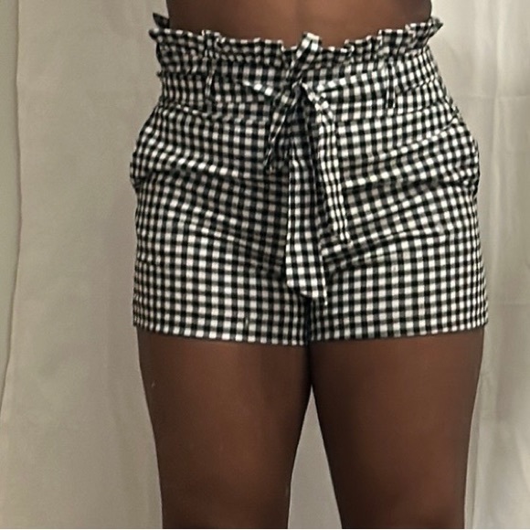 ZARA shorts - Picture 4 of 4